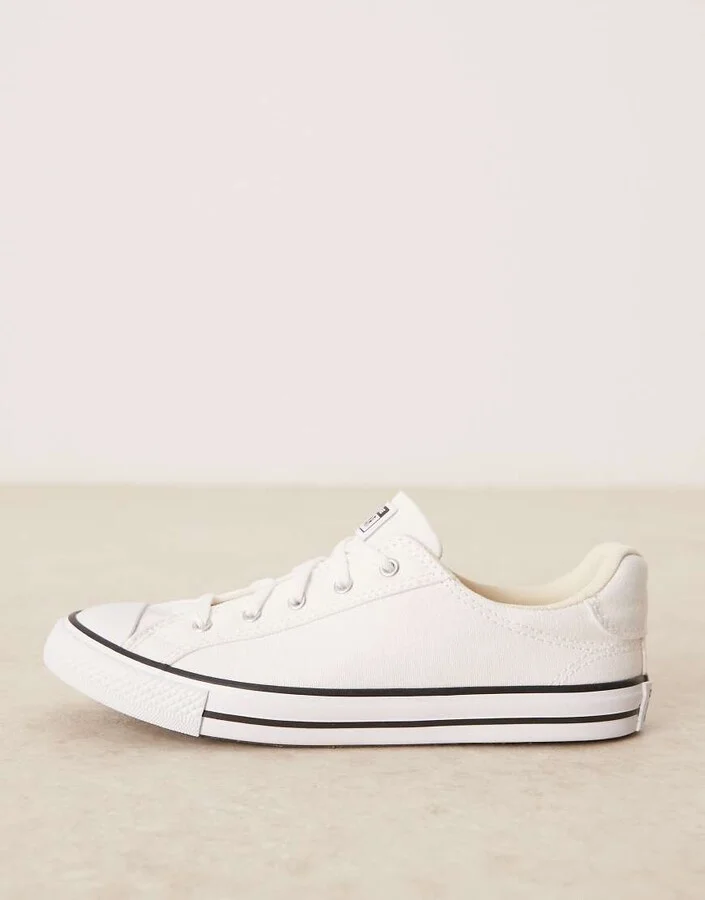Converse Chuck Taylor All Star Dainty Lucky sneakers in white - Image 2