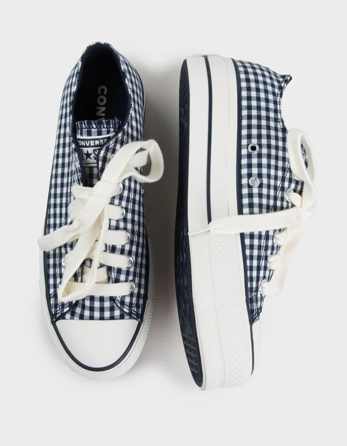 CONVERSE Chuck Taylor All Star Lift Gingham Womens Low Top Platform Shoes - Image 5