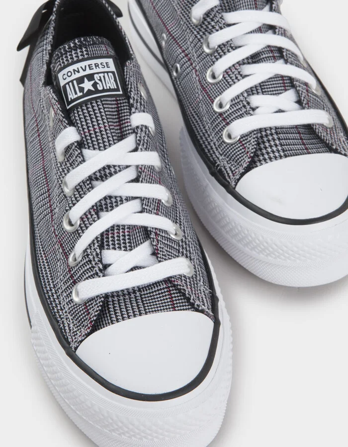 CONVERSE Chuck Taylor All Star Lift Plaid Womens Platform Shoes - Image 6