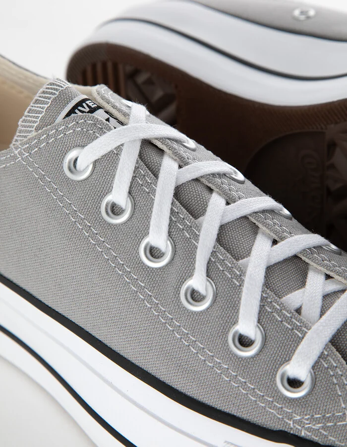 CONVERSE Chuck Taylor All Star Lift Platform Womens Low Top Shoes - Image 6
