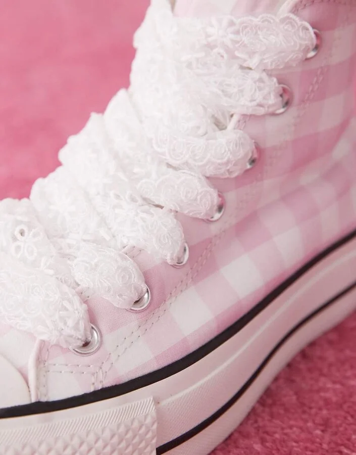 Converse Chuck Taylor All Star Lift sneakers in white and pink checkerboard - Image 3