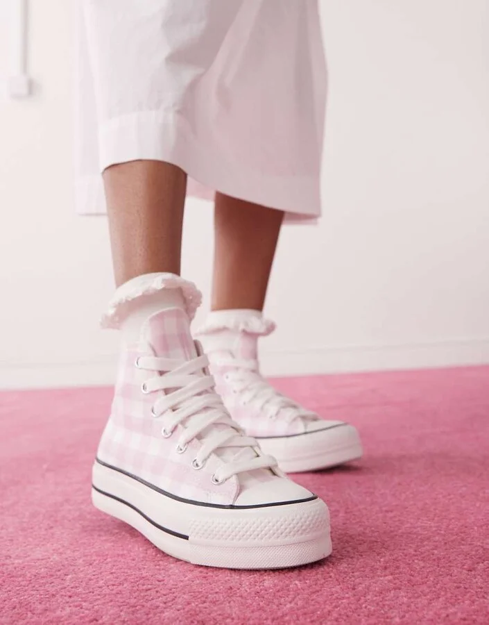 Converse Chuck Taylor All Star Lift sneakers in white and pink checkerboard - Image 4