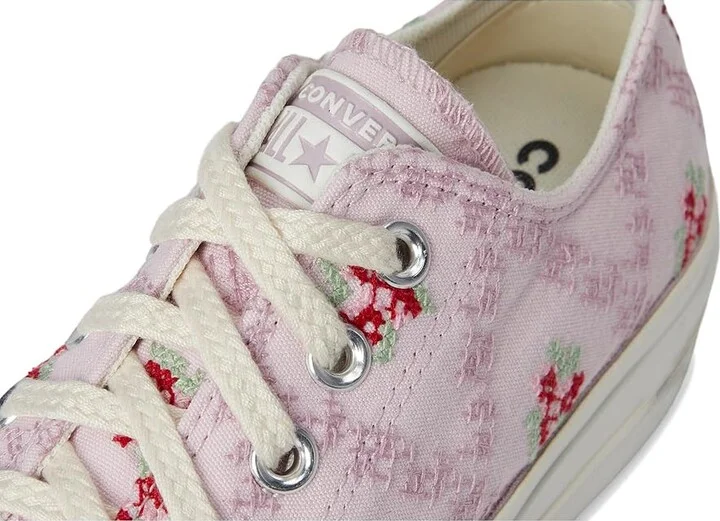 Converse Chuck Taylor All Star Low-Top Lift Platform Sneaker Women's Cold Weather Boots Summit Pink/Vintage White/Egret : 8.5 Medium, Canvas - Image 7