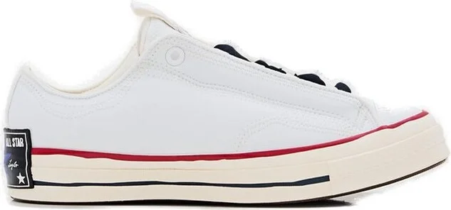 Converse Logo Detailed Lace-Up Sneakers