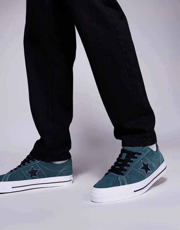 Converse One Star Pro sneakers in dark green with black detail - Image 3