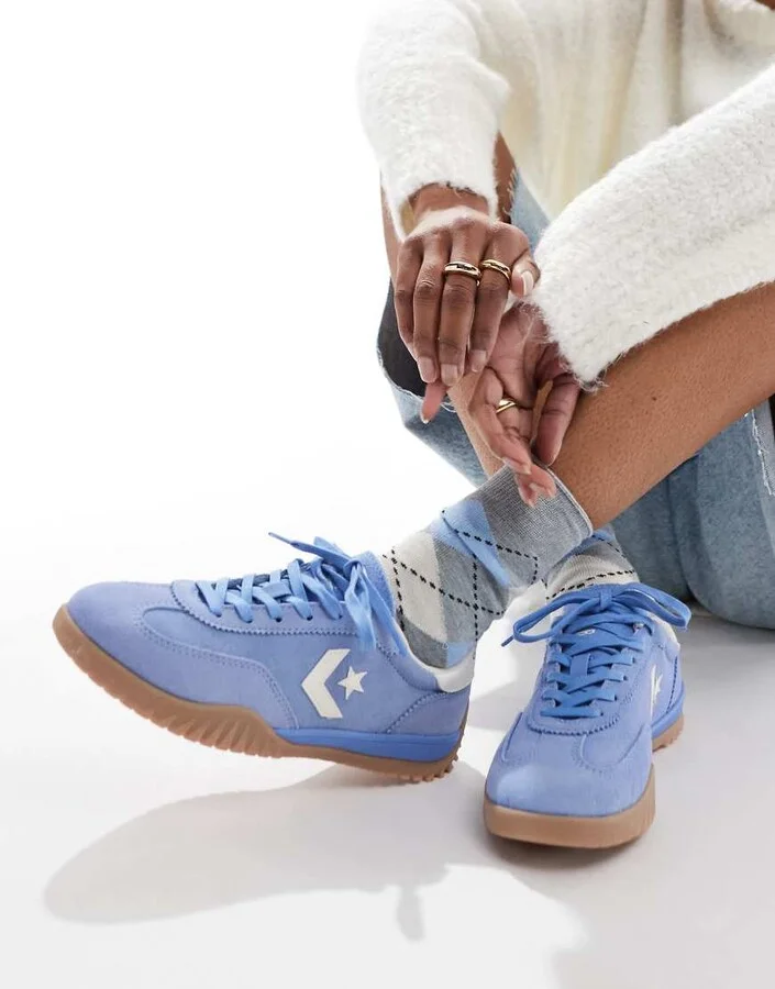Converse Run Star Sneakers in blue with white detail and gumsole