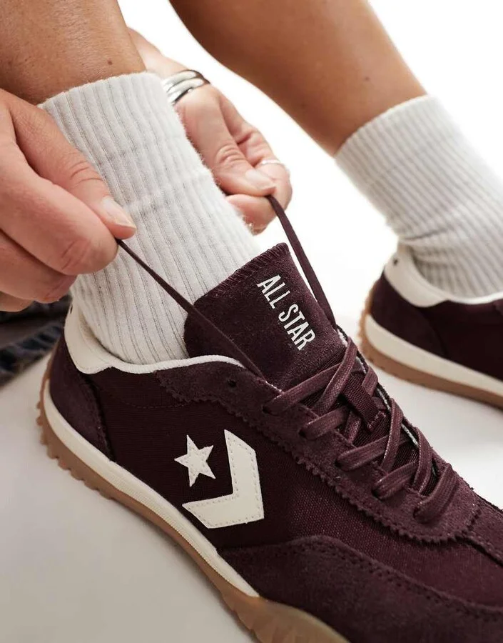 Converse Run Star sneakers in burgundy - Image 4