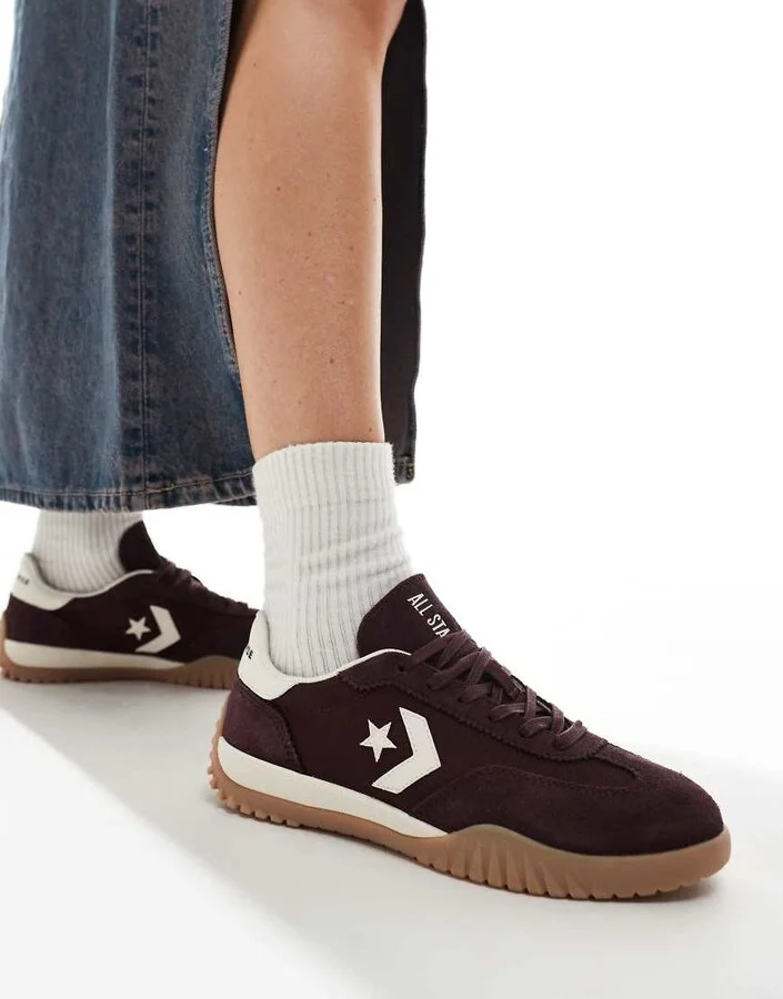 Converse Run Star sneakers in burgundy