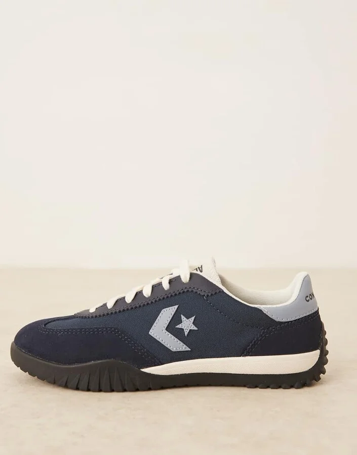 Converse Run Star sneakers in navy - Image 2