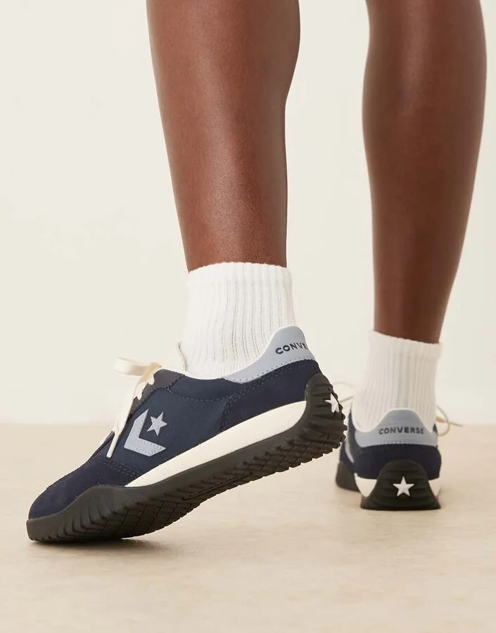 Converse Run Star sneakers in navy - Image 3
