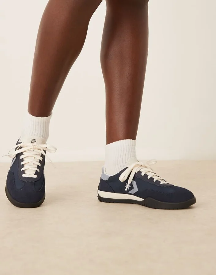 Converse Run Star sneakers in navy