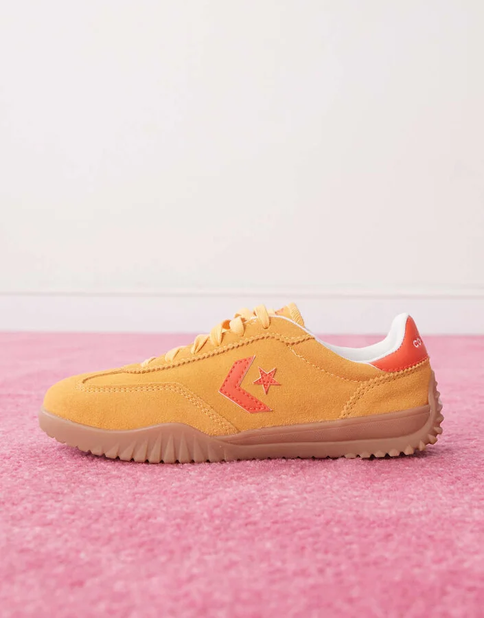 Converse Run Star sneakers in orange and red - Image 2