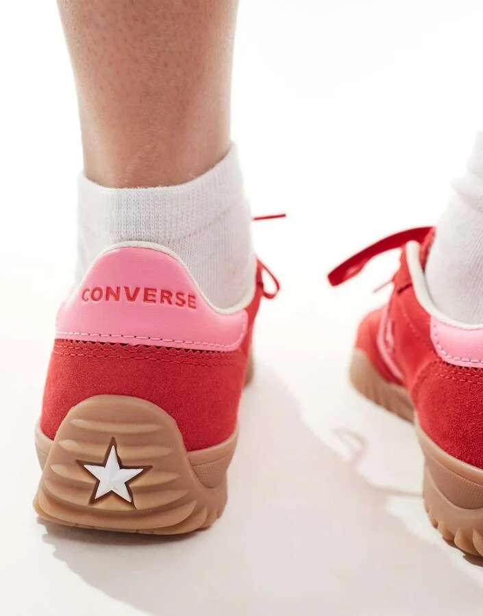 Converse Run Star sneakers in red & pink - Image 4