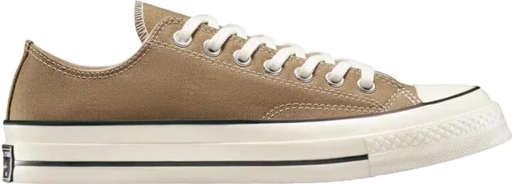 Converse Sneakers 2