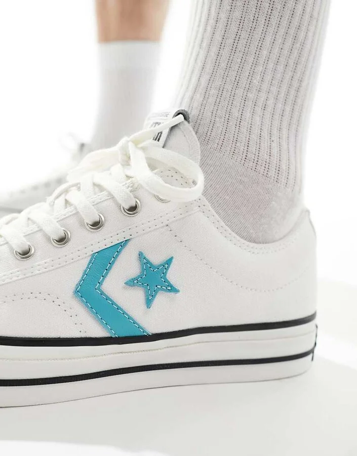 Converse Star Player 76 sneakers in white with blue detail - Image 4
