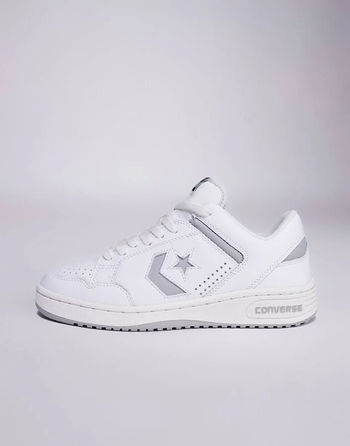 Converse Weapon sneakers in white with gray detail - Image 2