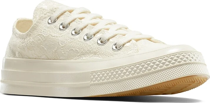 Converse Women's Chuck 70 Sneakers