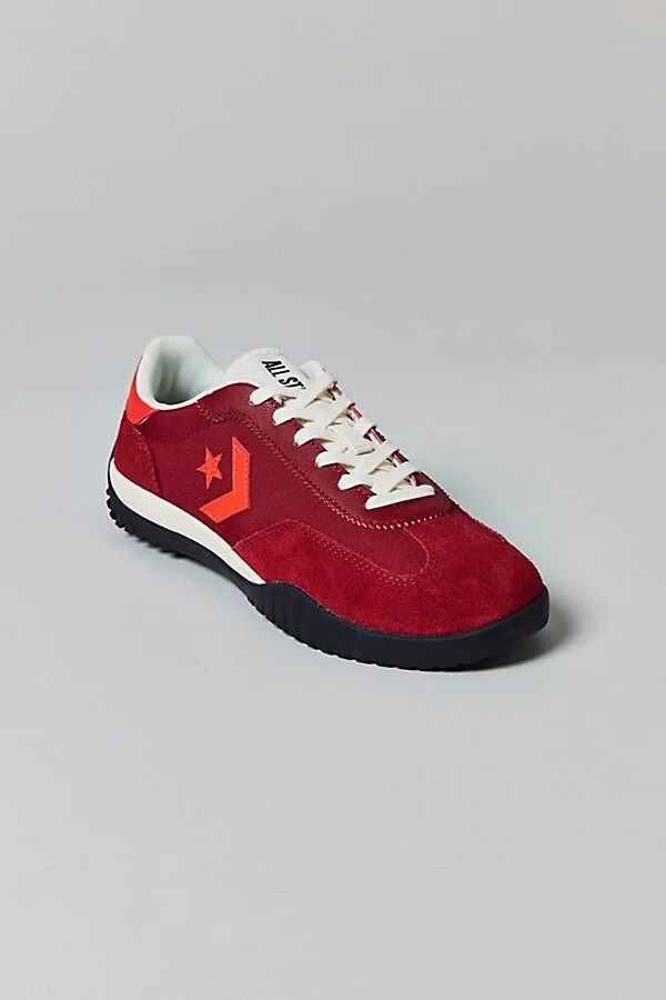 Converse Women's Run Star Retro Sport Trainer Sneaker in Park Red/Vermillion Red/Egret - Image 4