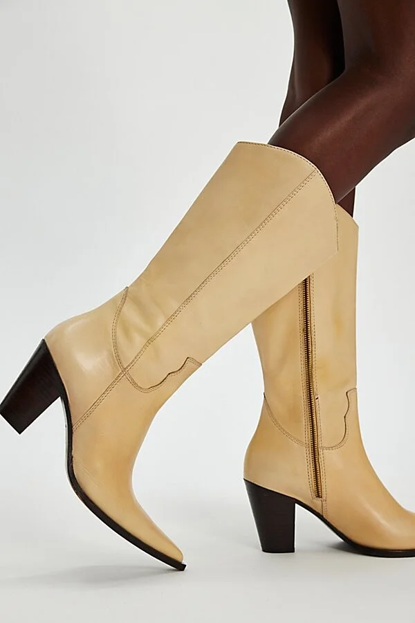 Copenhagen Pointed Boots - Image 2