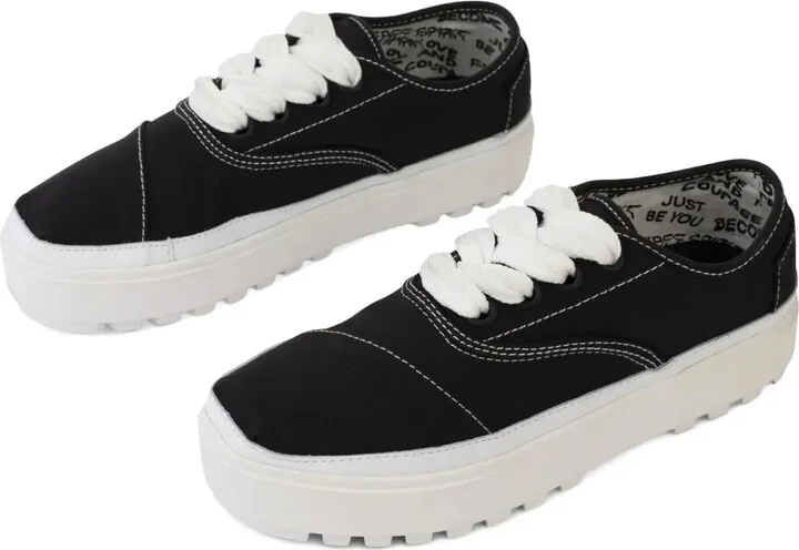 Cordones Lug "Black/White" sneakers