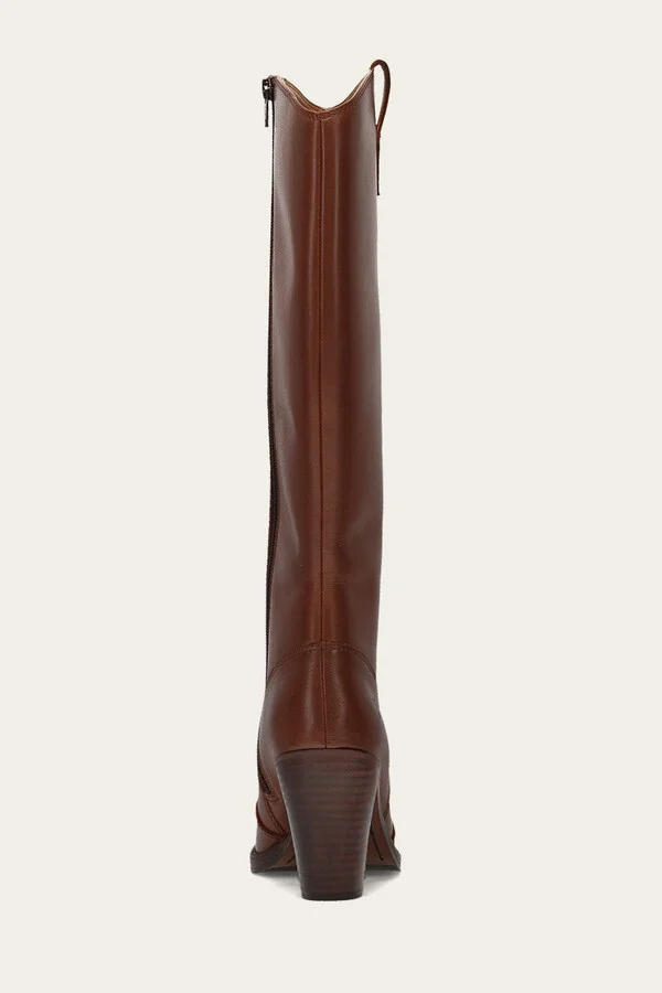 Corinne Tall - Image 7