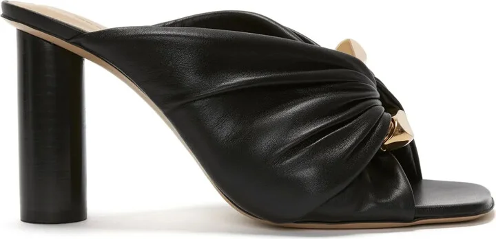 Corner sandals