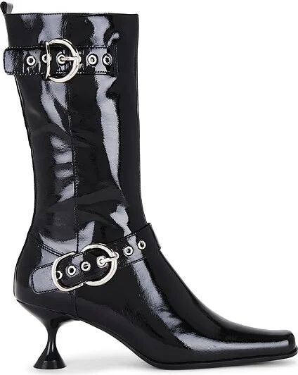 Cornered Boot