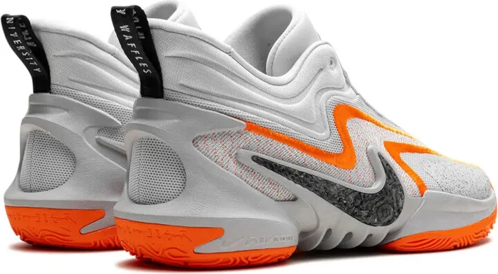 Cosmic Unity 2 "Nike University" sneakers - Image 3