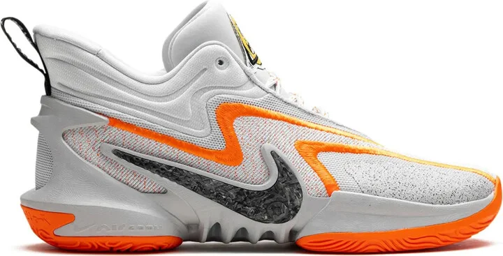 Cosmic Unity 2 "Nike University" sneakers