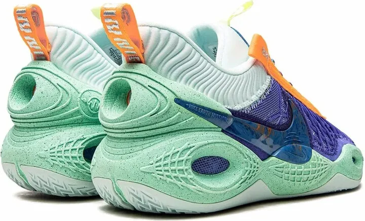 Cosmic Unity "Amalgam" sneakers - Image 3