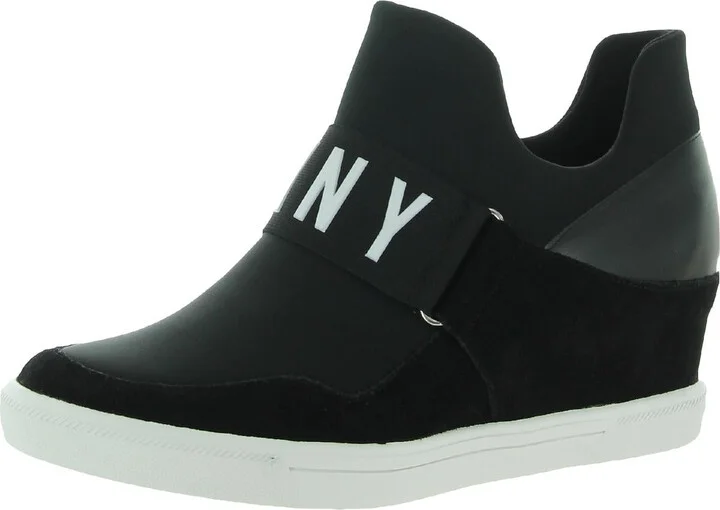 Cosmos Womens Mixed Media Slip On Fashion Sneakers