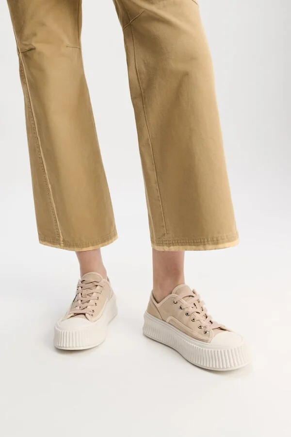 Cotton canvas platform sneakers with flower embroidery - Image 5