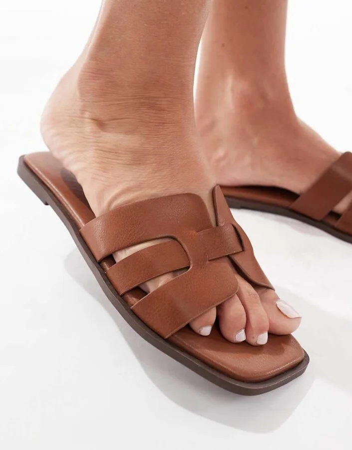 Cotton On sierra woven slides in burnished tan - Image 2