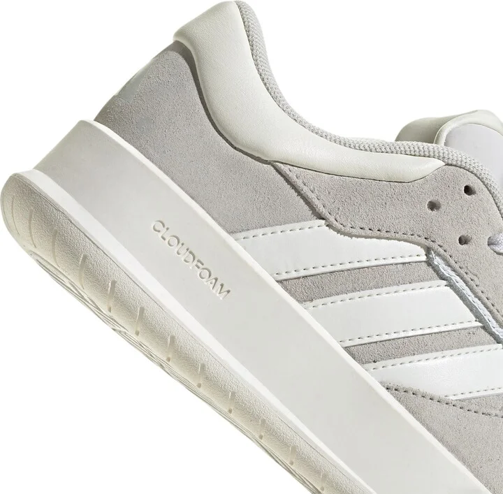 Court 24 Sneaker - Image 9