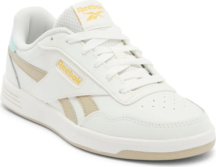 Court Advance Sneaker