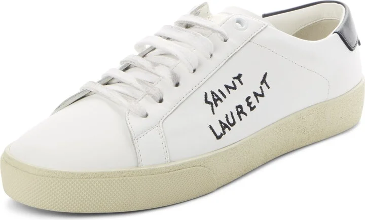 Court Classic Low Top Sneaker