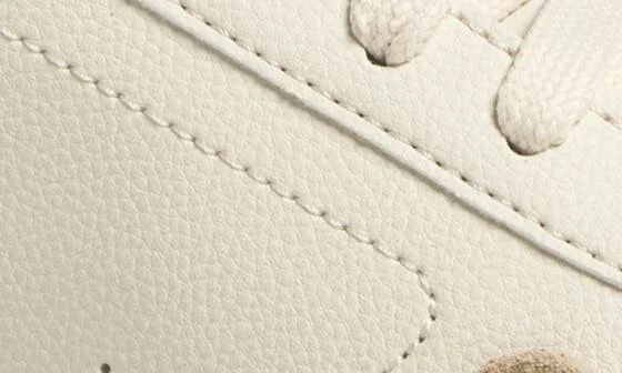 Court Classy Sneaker - Image 7