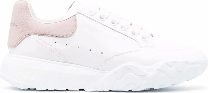 Court low-top sneakers