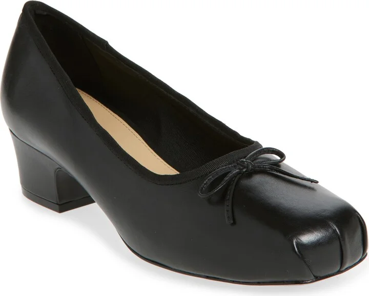 Court Pump