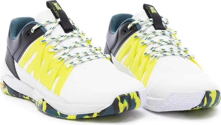Court Sneaker