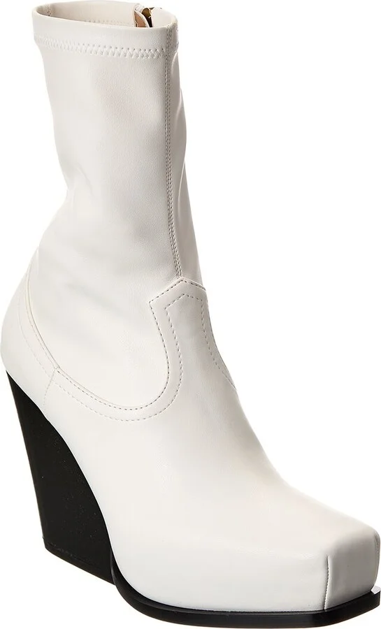 Cowboy Stretch Boot