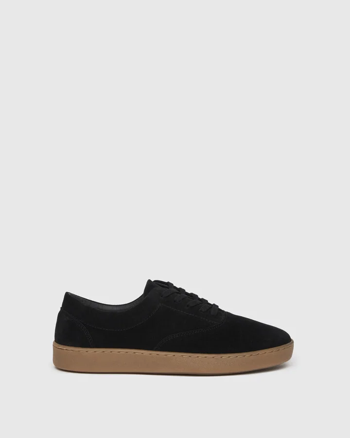 Coyle Sneaker