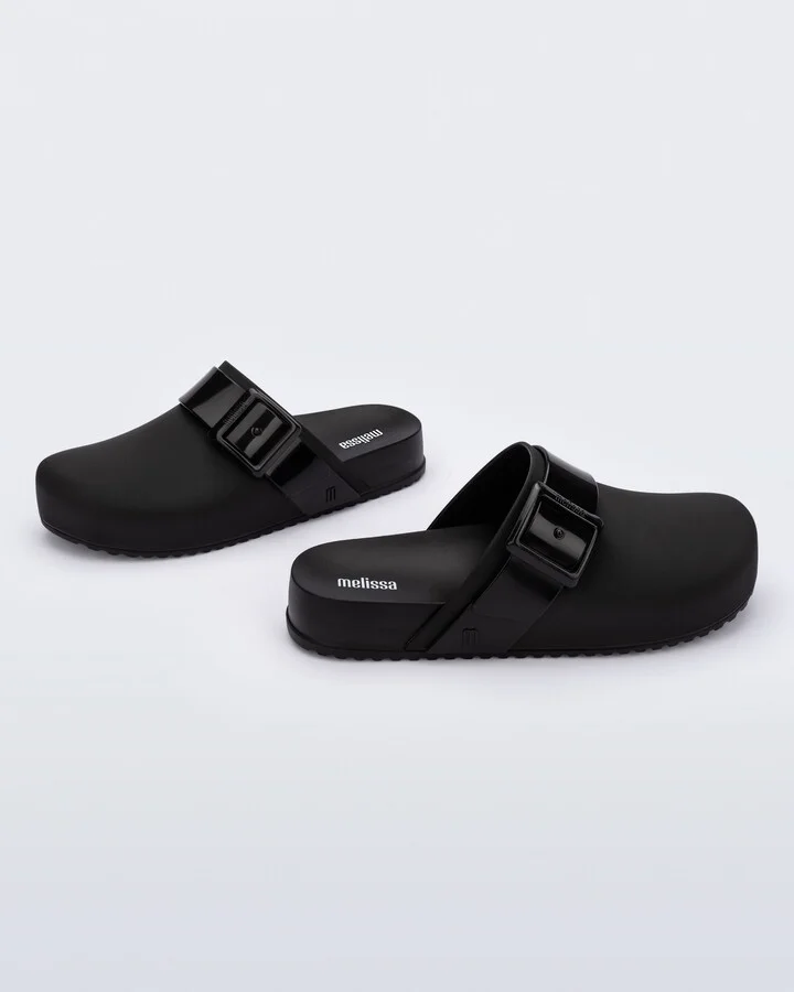 Cozy Clog - Black - Image 2