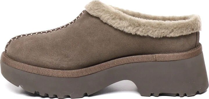 Cozy Clogs In Sheepskin - Image 4