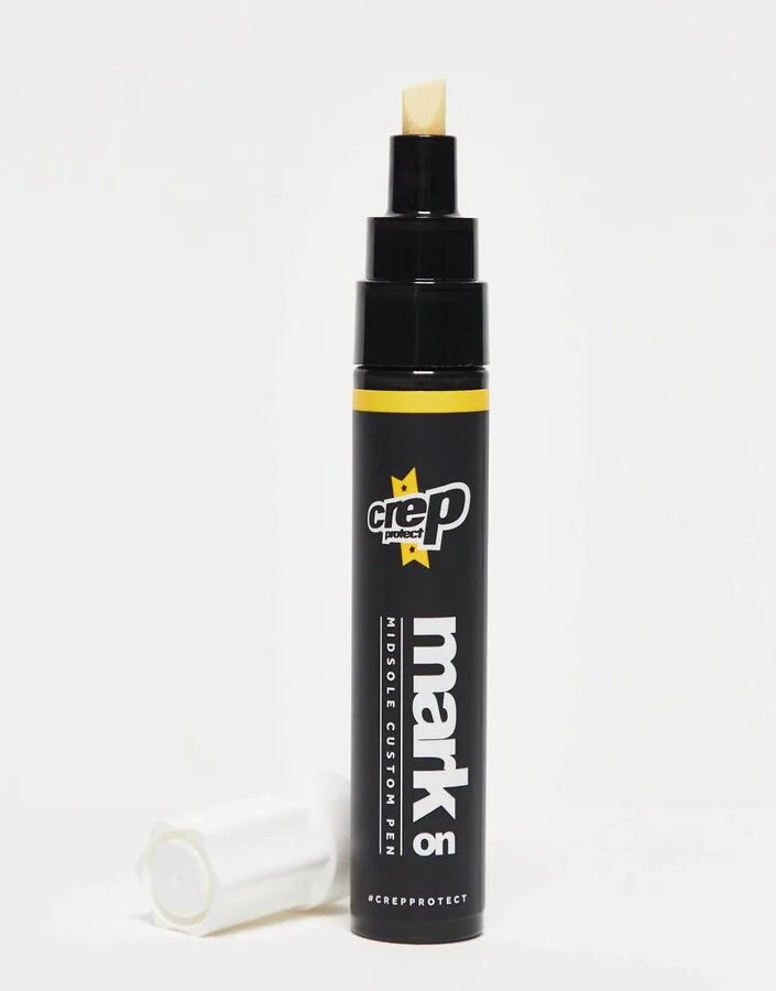 Crep Protect mark on white pen - Image 2