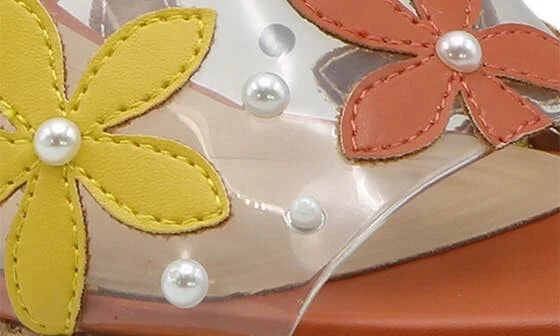 Crista Wedge Sandal - Image 11