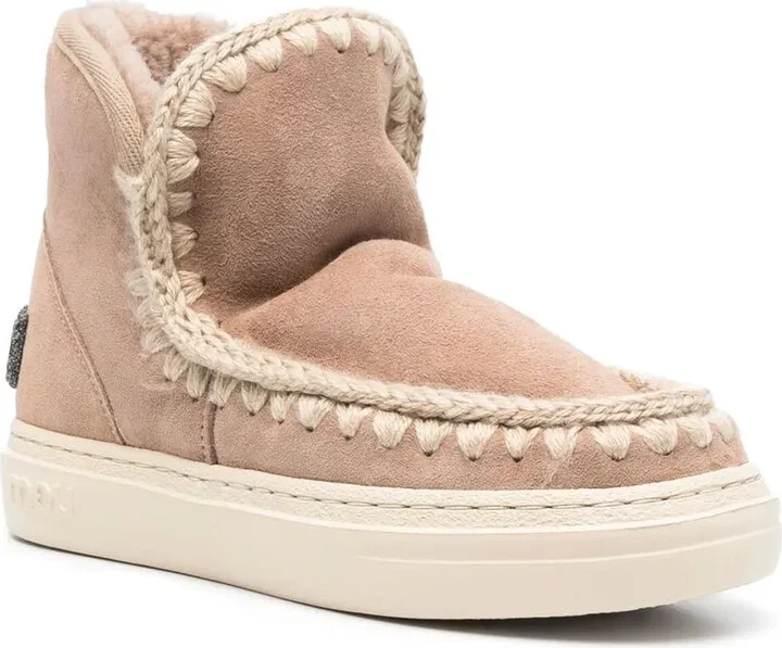 Crochet Stitch-Trim Boots