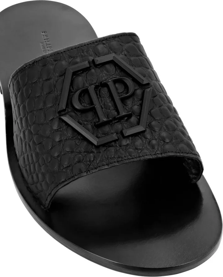 Crocodile-Embossed Leather Sandals - Image 4