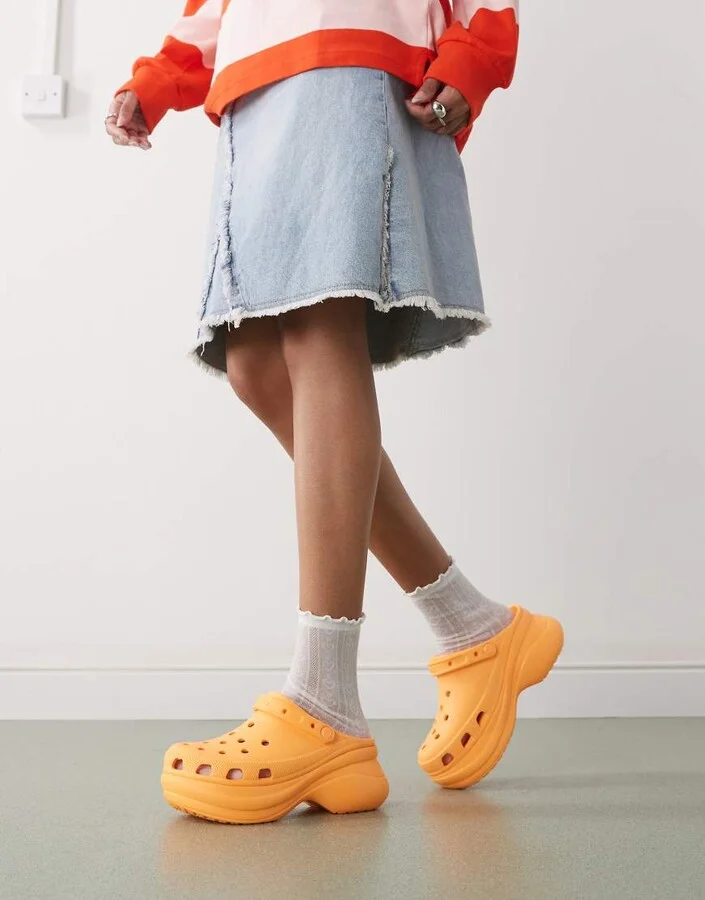 Crocs Bae clogs in orangesicle - Image 4