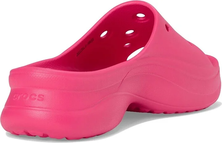 Crocs Bae Slide Women's Sandals Dragon Fruit : 7 M, Synthetic - Image 4